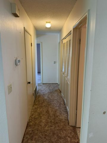 4716 Oak Ford Way, Sacramento, CA 95842