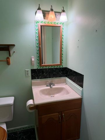 4716 Oak Ford Way, Sacramento, CA 95842