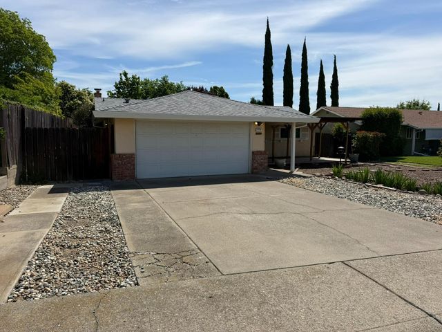 4716 Oak Ford Way, Sacramento, CA 95842