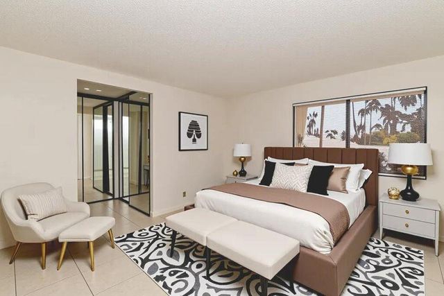 200 E Racquet Club Road 23, Palm Springs, CA 92262