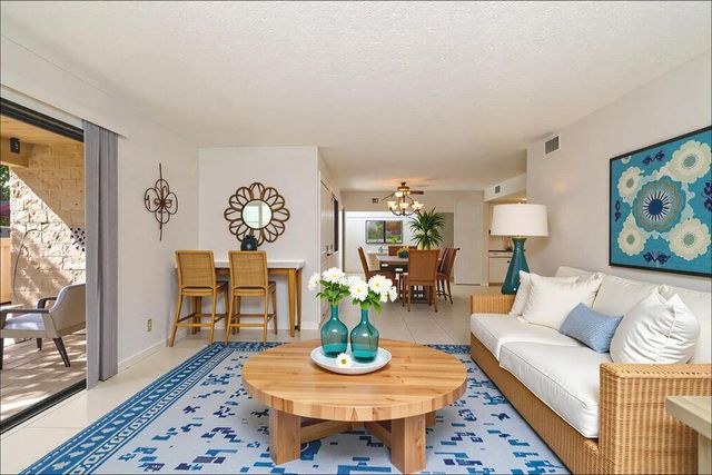 200 E Racquet Club Road 23, Palm Springs, CA 92262