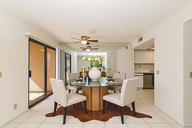 200 E Racquet Club Road 23, Palm Springs, CA 92262