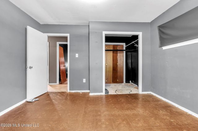 5698 Crestwood Drive, Horn Lake, MS 38637