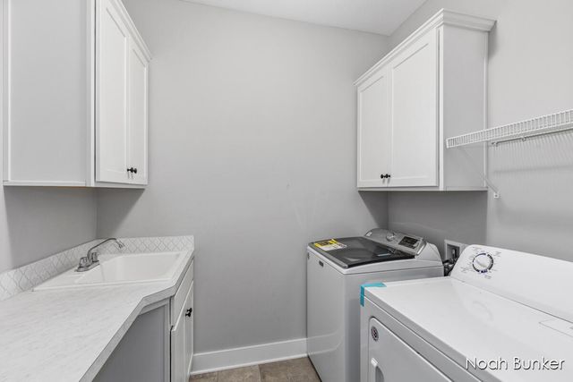 3857 Winsome Drive, Georgetown Twp, MI 49426