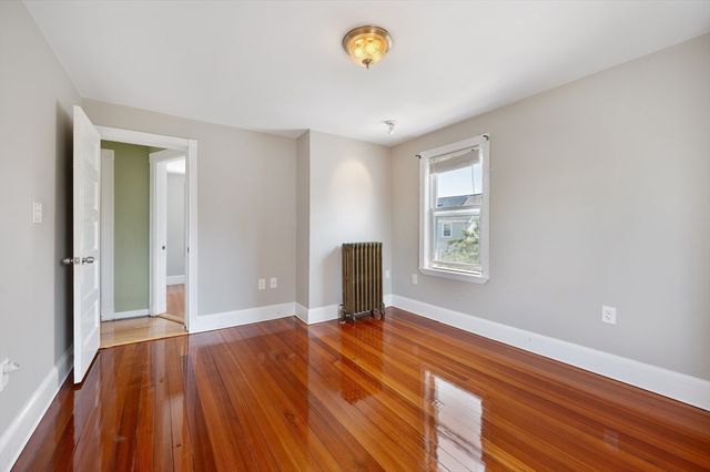 91 Hamden Cir, Quincy, MA 02170