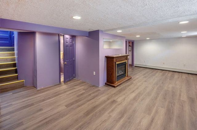 91 Hamden Cir, Quincy, MA 02170