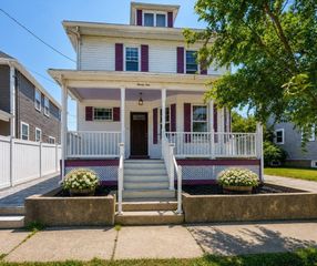91 Hamden Cir, Quincy, MA 02170