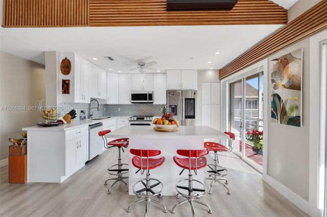 7531 NW 86th Ter 201, Tamarac, FL 33321