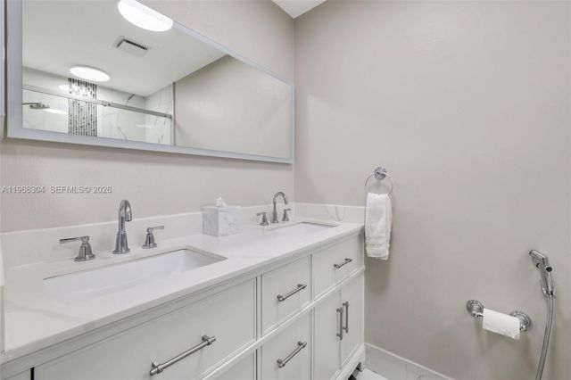 7531 NW 86th Ter 201, Tamarac, FL 33321