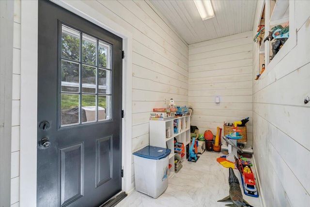 1142 Winona AVE, Roanoke, VA 24015