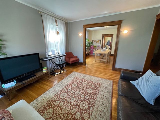 78 Browne St 2, Brookline, MA 02446