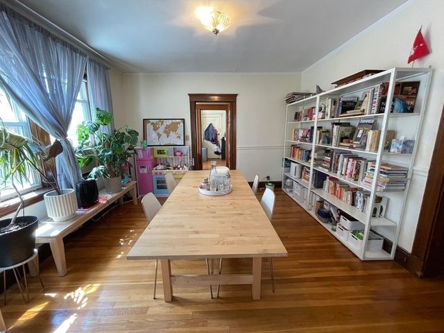 78 Browne St 2, Brookline, MA 02446