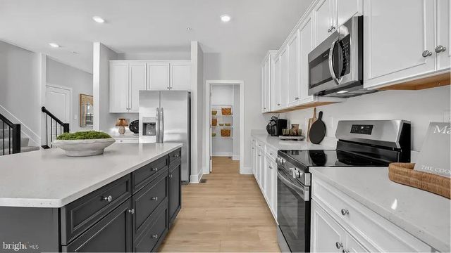 10521 COSMOS CT, La Plata, MD 20646