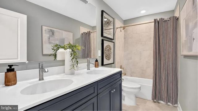 10521 COSMOS CT, La Plata, MD 20646
