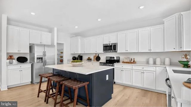 10521 COSMOS CT, La Plata, MD 20646