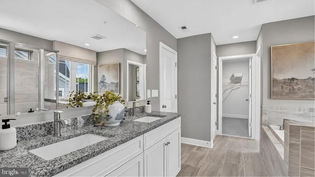 10521 COSMOS CT, La Plata, MD 20646