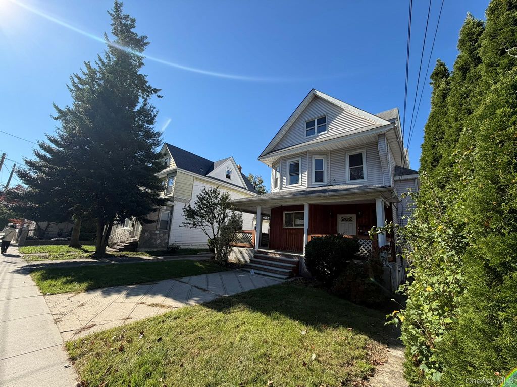 8658 110th Street, Richmond Hill, NY 11418 — photo 2