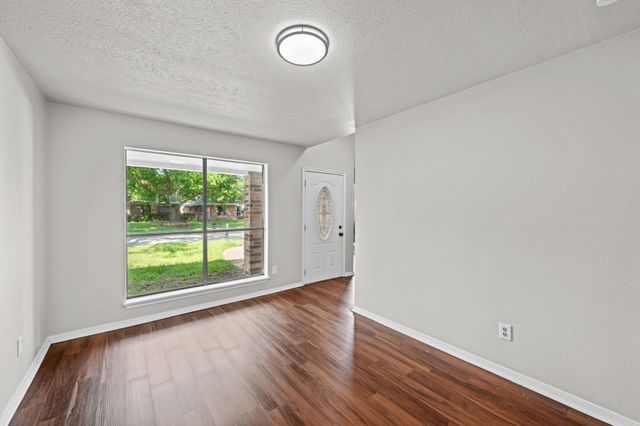 19614 Pine Cluster Lane, Humble, TX 77346