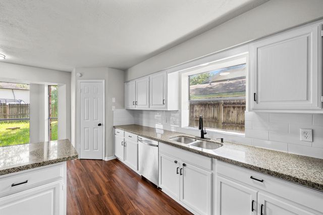 19614 Pine Cluster Lane, Humble, TX 77346