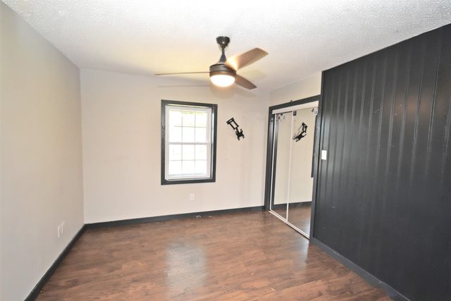 111 E Oak Street, Yantis, TX 75497