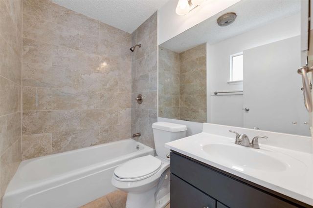 1207 W Rundberg LN, Austin, TX 78758