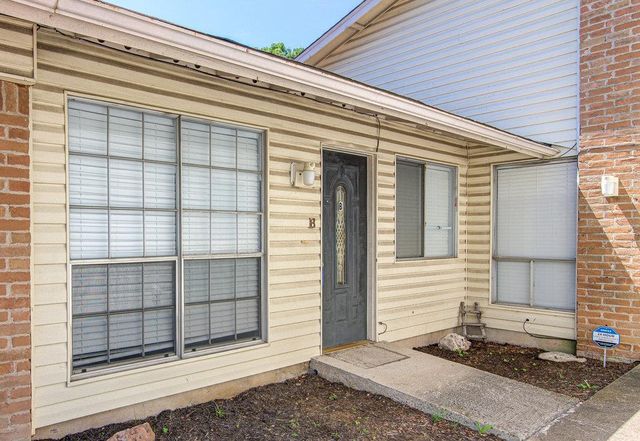 1207 W Rundberg LN, Austin, TX 78758