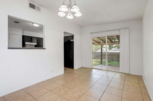 1207 W Rundberg LN, Austin, TX 78758