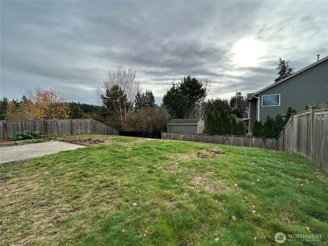 153 SW 311th Place, Federal Way, WA 98023