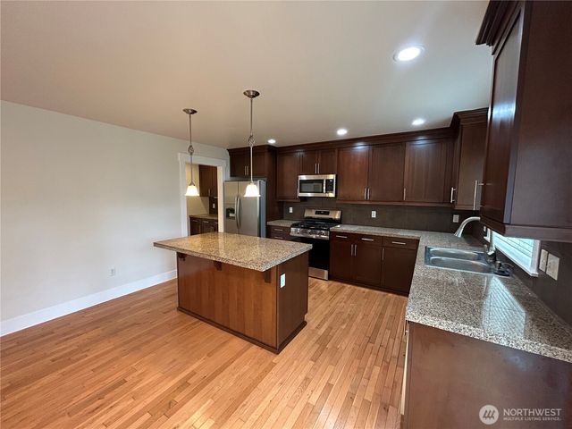 153 SW 311th Place, Federal Way, WA 98023