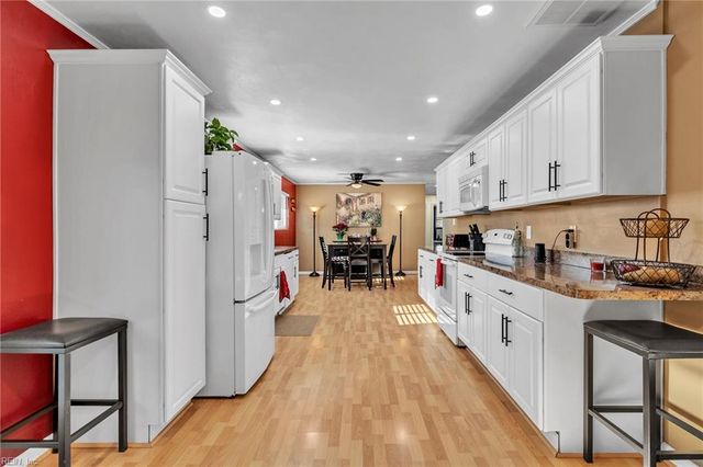 800 Morgan TRL, Virginia Beach, VA 23464