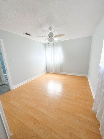 8602 Colonial DR, Austin, TX 78758