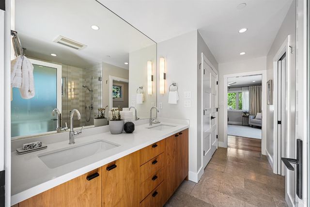 18 Dutch Valley Ln, San Anselmo, CA 94960