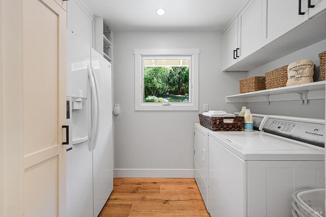 18 Dutch Valley Ln, San Anselmo, CA 94960