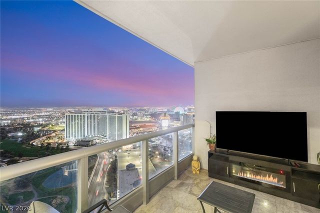 322 Karen Avenue 3801, Las Vegas, NV 89109