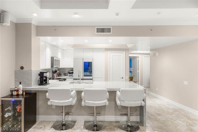 322 Karen Avenue 3801, Las Vegas, NV 89109