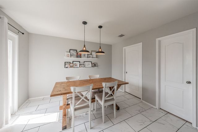 5752 Mountain Stream Trail, Fort Worth, TX 76244