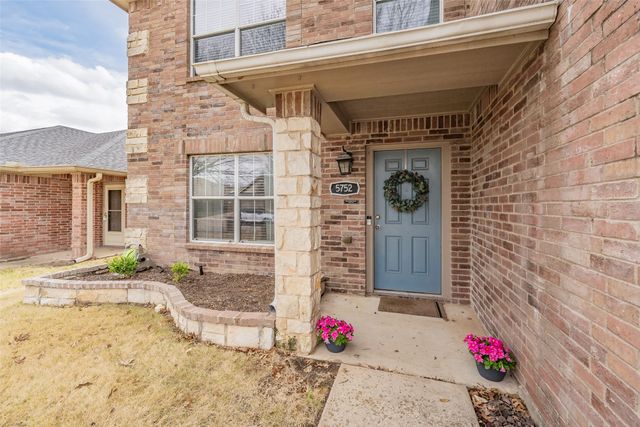 5752 Mountain Stream Trail, Fort Worth, TX 76244