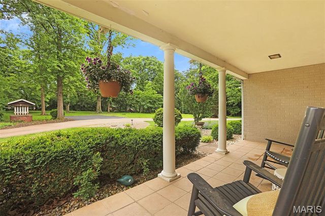 1102 Franklin Avenue, Edwardsville, IL 62025