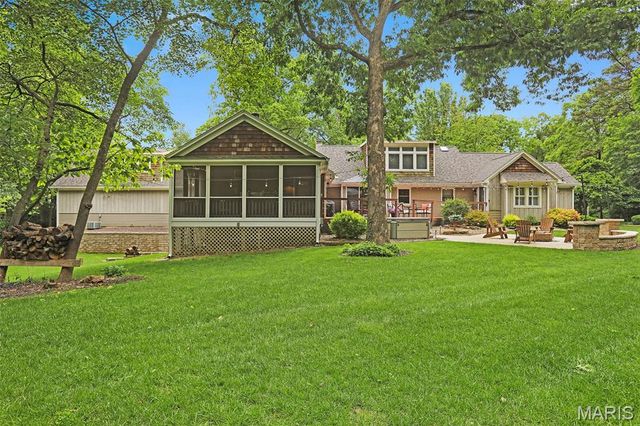 1102 Franklin Avenue, Edwardsville, IL 62025