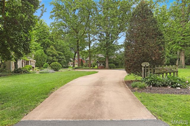 1102 Franklin Avenue, Edwardsville, IL 62025