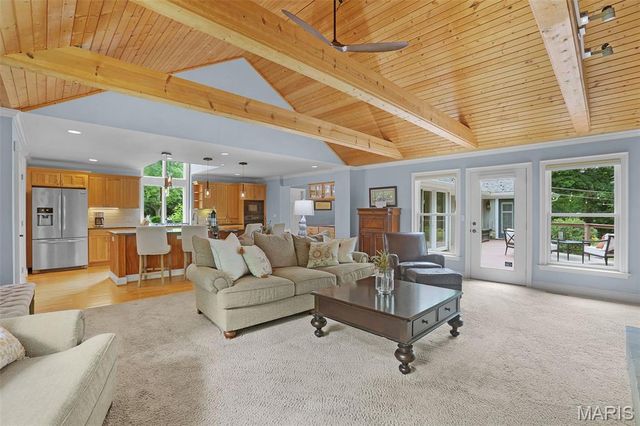 1102 Franklin Avenue, Edwardsville, IL 62025