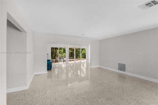 340 NE 129th St, North Miami, FL 33161