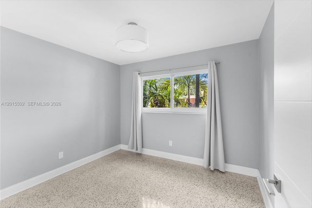 340 NE 129th St, North Miami, FL 33161