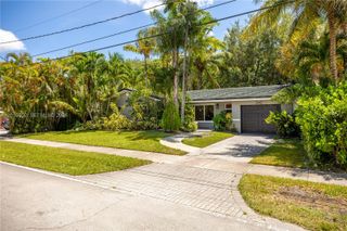 340 NE 129th St, North Miami, FL 33161