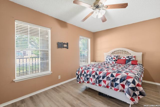 823 PINEHURST DR, New Braunfels, TX 78130