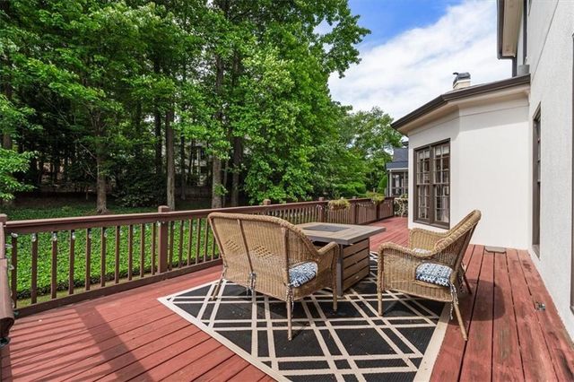 9170 Nesbit Lakes Drive, Roswell, GA 30022