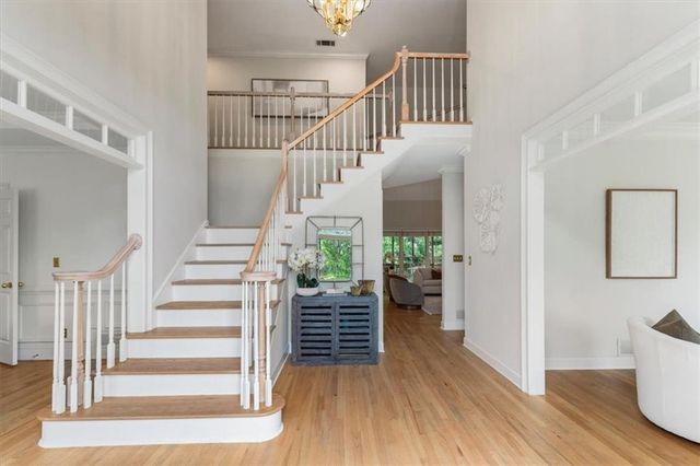 9170 Nesbit Lakes Drive, Roswell, GA 30022
