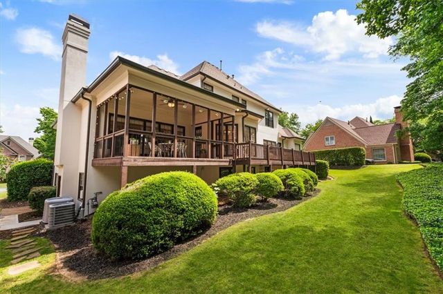 9170 Nesbit Lakes Drive, Roswell, GA 30022