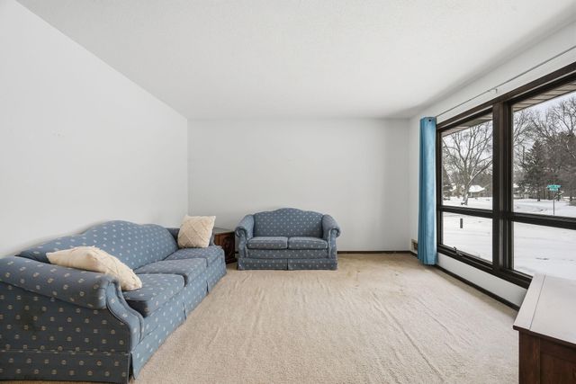 10304 107th Place N, Maple Grove, MN 55369