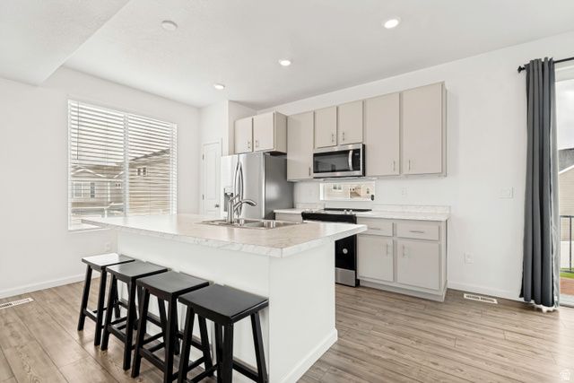 62 E STROLL AVE, Saratoga Springs, UT 84045